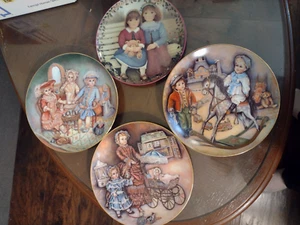 Grandmothers world plates and Sisters Are Blossoms plate collectables - Picture 1 of 10