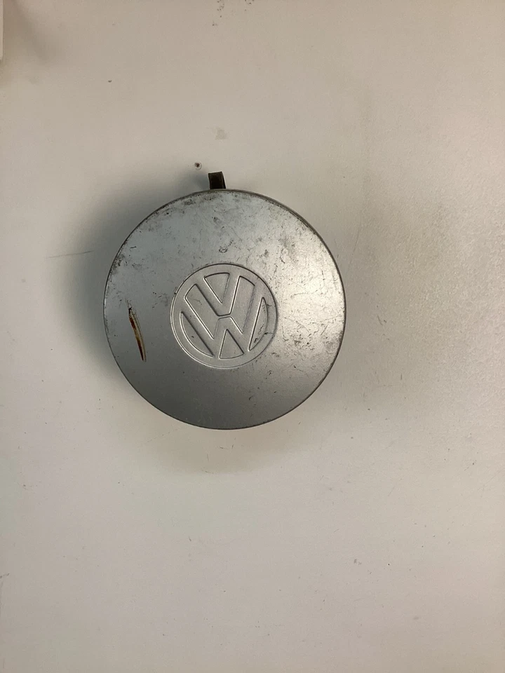 (CANTIDAD 1) 1974 a 1983 Volkswagen VW Tapacubos Rabbit 7 3/4” Cubierta de cubo vintage Foto 1 de 2