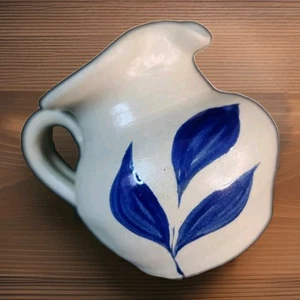Williamsburg Pottery 1993 crema sal esmaltada azul cobalto hojas de hoja de gres - Imagen 1 de 10