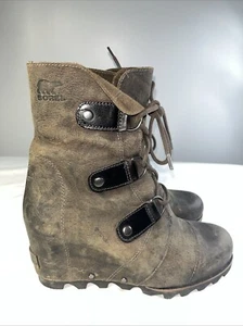 Botas de combate con tachuelas de cuña de cuero envejecido marrón SOREL para mujer talla US 7,5 m - Imagen 1 de 16