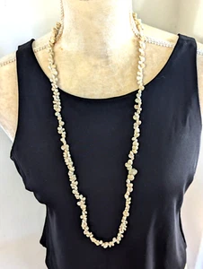 Collar Playa Hecho a Mano Pequeñas Conchas 34" Natural Sin Cierre Beige - Imagen 1 de 4