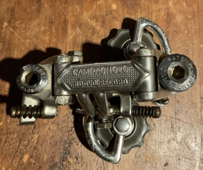 Câmbio traseiro vintage Campagnolo Nuovo Record 1020/A Pat. 82 - Imagem 1 de 4