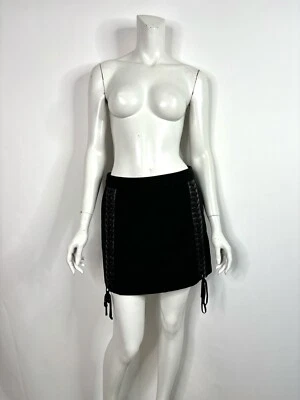 Falda con cordones de cuero negra Dolce & Gabbana de colección S 40 Foto 1 de 4