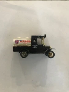 Red Crown Winter Gasoline Truck Standard Oil Chevron Die Cast Made in England - Picture 1 of 8