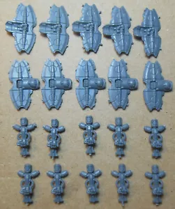 Necrons - Triarch Praetorians - Lame vuote e ruote per particelle (a) punte Bitz 40K - Foto 1 di 1