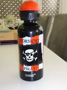 SIGG Flasche Trinkflasche VORSICHT PIRAT! NEUWERTIG - Bild 1 von 6