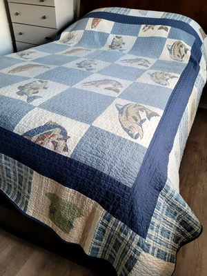 Hand Made Patchwork Quilt Bedspread Fly Fishing Trout Bass Salmon 86"x100" Foto 1 de 4
