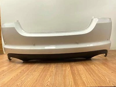 ADEQUADO PARA 2012-2015 Jaguar XF 5.0LRear Bumper com Park Assist Branco Ext Código de Pintura=NER - Imagem 1 de 4