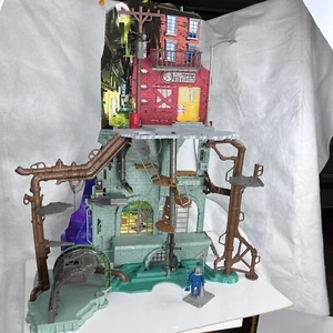 Teenage Mutant Ninja Turtles Secret Sewer Lair Playset 2012 Excellent Condition - Picture 1 of 17