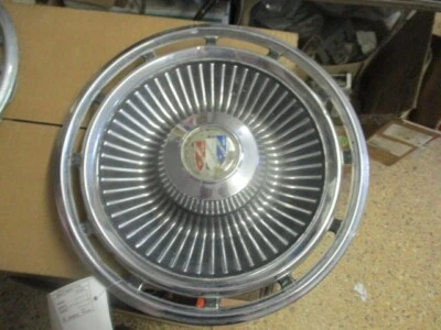 Крышка колеса 1963 Buick 15"" - Изображение 1 из 4