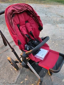 Cybex Platinum Priam Matte Black Frame W/ True Red Seat Pack Stroller $1,200 New - Picture 1 of 13