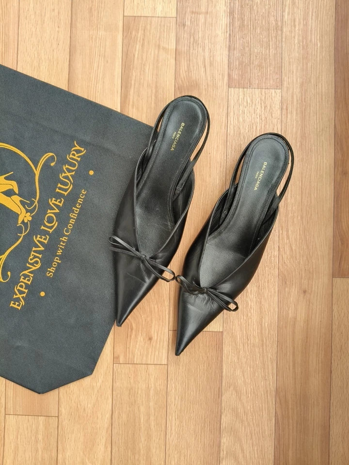 CUCHILLO BALENCIAGA GATITO HONDA TALLA EU 38, 8 US, 5 UK  Foto 1 de 4