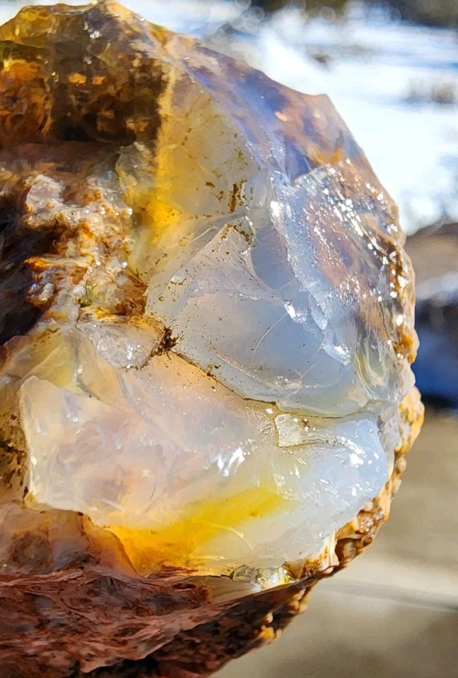 Ópalo exquisito de Opal Butte, Oregon muy raro AAA facetado áspero. (238 gramos) Foto 1 de 4