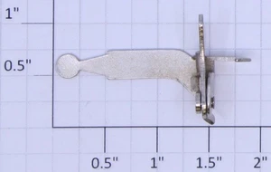 Lionel CP-9 O Gauge Straight Shank Latch Coupler Complete without Spring (1) - Picture 1 of 3