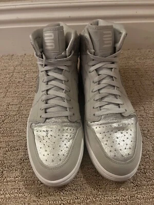 Talla 12 - Air Jordan 1 Retro Plateado Alto 25 Aniversario (Buen Estado) Foto 1 de 4