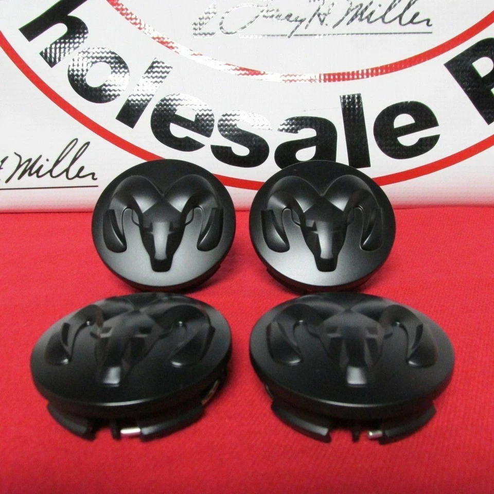 DODGE RAM 1500 JUEGO DE 4 TAPAS CENTRALES NEGRAS con logotipo de cabeza Ram NUEVO OEM MOPAR RAM Foto 1 de 4