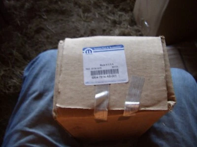 AMORTIGUADOR SUSPENSIÓN TRASERA ORIGINAL MOPAR 68047814AB SE ADAPTA A JEEP WRANGLER 07-18 Foto 1 de 3