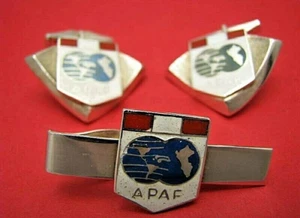 STERLING SILVER ENAMEL TIE CLIP & STERLING SILVER ENAMEL CUFFLINKS SET ca1950s - Picture 1 of 12