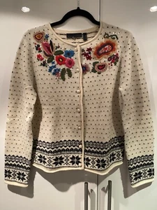 KAPALUA Strickjacke weiß Norweger Muster Blumen Stickerei Pailletten 40 - Bild 1 von 6