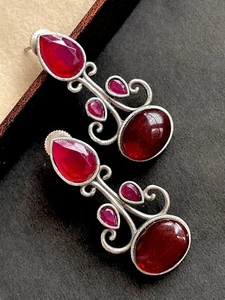 Artisan boho gemstone dangle earrings with silver wire scroll design - Picture 1 of 3