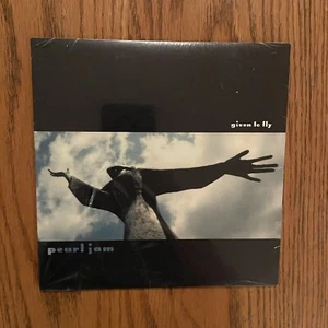 PEARL JAM - GIVEN TO FLY / PILATE, LEATHERMAN, SONY LEGACY, 45 RPM, 2016, SEALED - Picture 1 of 4