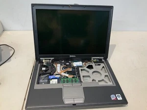 Dell Latitude D630 Laptop 14" Intel Centrino 2.20GHz, 2GB **FOR PARTS ONLY** - Afbeelding 1 van 9