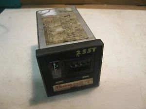 DANAHER LFE MODEL 238 REGOLATORE DI TEMPERATURA H8-4002-9900 0-1350C TIPO K P4457 - Foto 1 di 7
