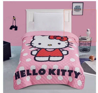 Розовое стеганое покрывало Hello Kitty в горошек только - Изображение 1 из 4