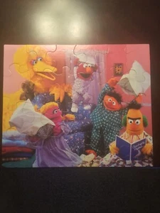 Vintage 1995 Milton Bradley Sesame Street Pillow Fight 24 Piece Puzzle - Picture 1 of 6