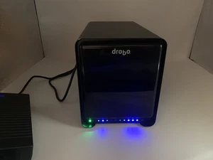 Drobo 5 Bay Hard Drive Storage Array Enclosure USB DRDR4-A 5 1tb Drives Adapter - Picture 1 of 12