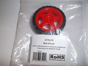 VINTAGE REPLACEMENT RC 2 1/2" OFF ROAD WHEEL AND TIRE RADIO SHACK # 2770176 - Picture 1 of 8