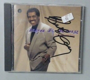MUSIC CD IN CASE (COVER SIGNED) - BEN E. KING - WHAT'S IMPORTANT TO ME (#2) - Picture 1 of 2