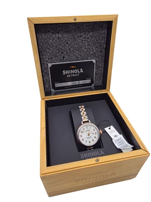 Reloj pulsera Shinola Birdy Argonite 775 Detroit blanco PVD oro acero inoxidable 34MM Foto 1 de 4