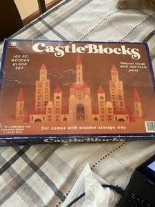 De colección Chadwick Castillo Bloques Madera Construcción Juguete Tiene 91/102 Piezas Bandeja Completa 1986 - Imagen 1 de 7