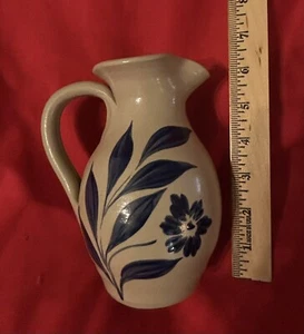 6" Williamsburg Keramik Krug 1993 - tiefblaue Blätter & Blume - gebraucht, in einwandfreiem Zustand - Bild 1 von 3