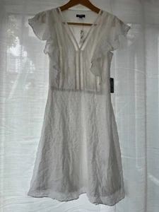 Express Ruffle V Neck Lined Dress Texture White Size XXS New with Tags - Picture 1 of 5