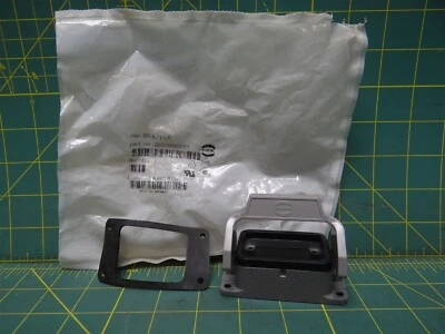 Conector de montaje en panel Harting 6B-agg-LB entrada inferior 09300060301 resistente al agua Foto 1 de 4