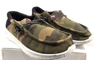 Men's Size 9 Howitzer Patriot Mfg. Slip On Roam Camo Print Footwear - Picture 1 of 8