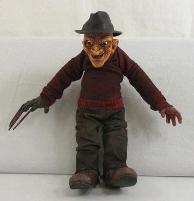 Mezco Cinema Of Fear 1/6 FREDDY KRUEGER 毛绒娃娃 2007 Elm Street 噩梦 — 第 1/4 张图片