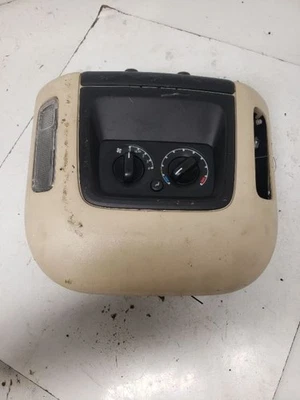 Console teto frontal com teto solar compatível com 03-06 EXPEDITION 1014286 - Imagem 1 de 4