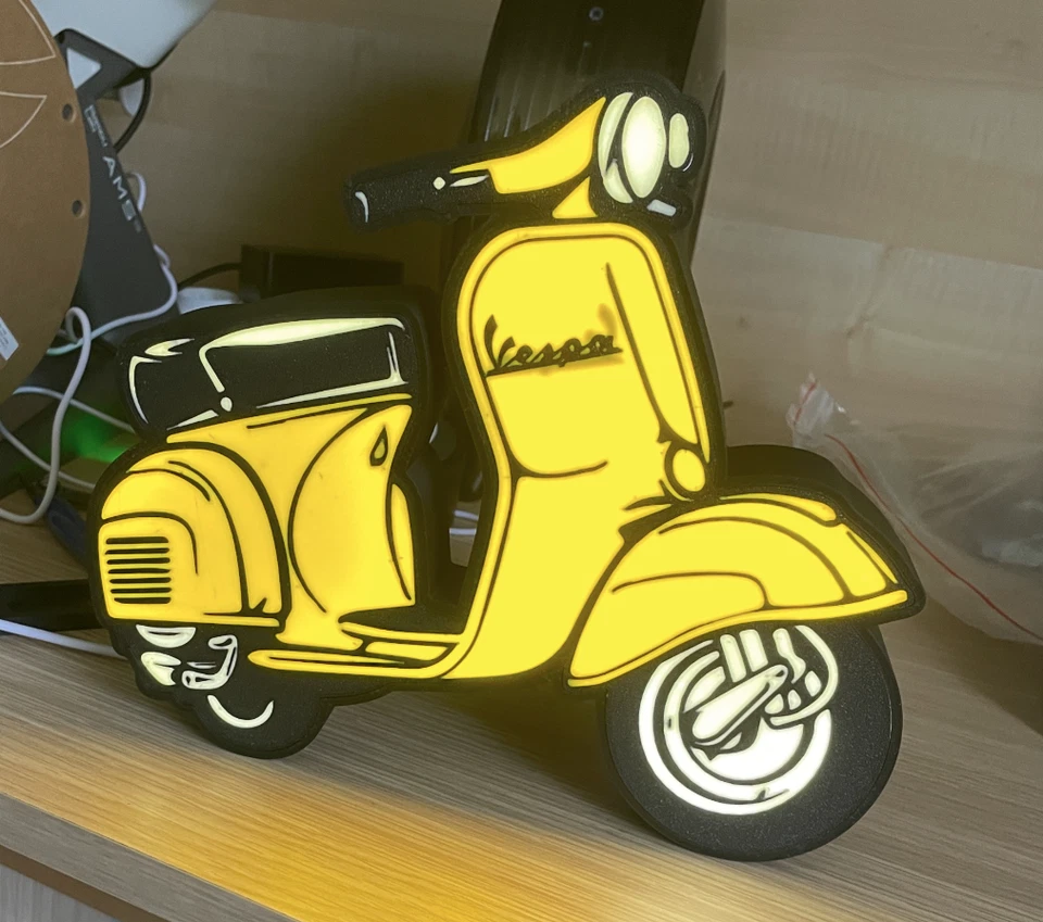 Vespa lightbox - Immagine 1 di 1