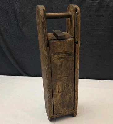 Antigua caja de madera portadora de tapa de voladura de mineros de carbón TNT caja de dinamita - VACÍA Foto 1 de 4