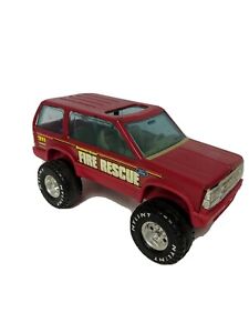 Vtg Nylint Fire Rescue Ford Suburban Pressed Metal Emergency 4x4 Red Vehicle