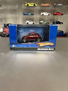 Hot Wheels: Volkswagn Beetle RED, 2007 Release 1:87  Car W/ Acrylic Case