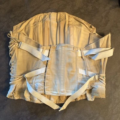 Corsé vintage CAMP abanico faja hebilla y encaje deshuesado talla 35 Foto 1 de 4