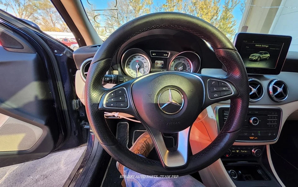 MERCEDES-BENZ GLA250 2015-2020 STEERING COLUMN BLACK 1575151 Foto 1 de 1