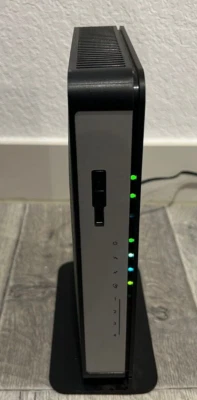 Netgear N450 340 Mbps 4-Port 10/100 Wireless N Router (N450-100NAS) - Image 1 of 4