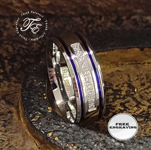 Banda de anillo de promesa de doble línea azul grabado para hombre con joyas pavimentadas - Imagen 1 de 8