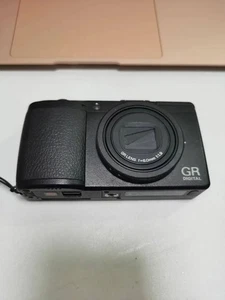 95%new RICOH GR DIGITAL III 3 Digital Camera W/10.0 Megapixel CCD Sensor Black - Picture 1 of 8