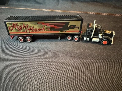 Remolque Majorette 8” Kenworth contenedor Night Hawk camión de colección 1/87 serie 600 Foto 1 de 4